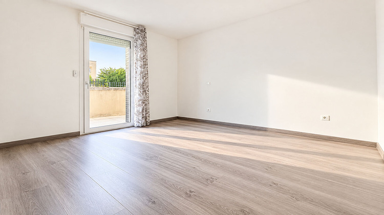 Ma-Cabane - Vente Appartement BUSSY-SAINT-GEORGES, 42 m²