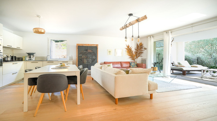 Ma-Cabane - Vente Appartement CABRIES, 100 m²