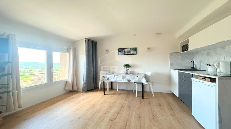 Ma-Cabane - Vente Appartement CADENET, 20 m²