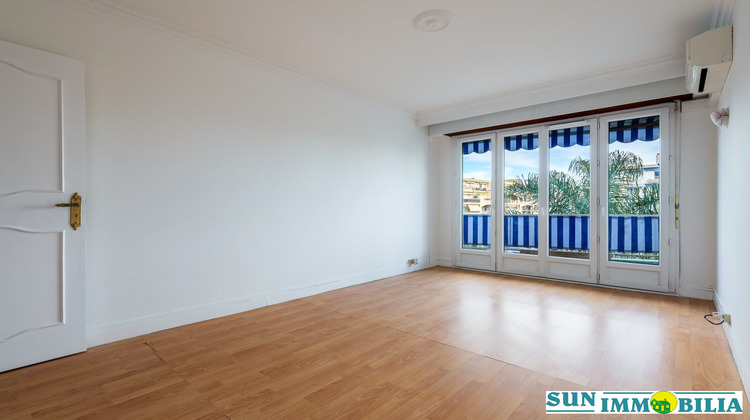 Ma-Cabane - Vente Appartement Cagnes-sur-Mer, 64 m²