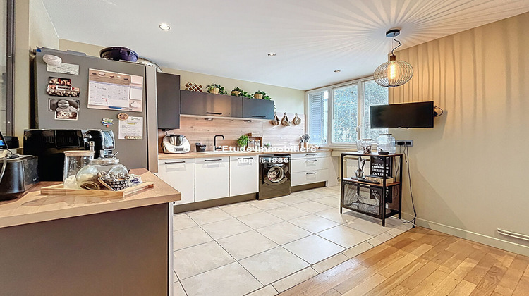 Ma-Cabane - Vente Appartement CALUIRE-ET-CUIRE, 73 m²