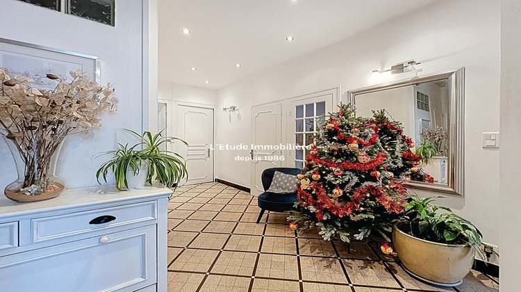 Ma-Cabane - Vente Appartement CALUIRE-ET-CUIRE, 126 m²