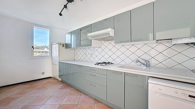 Ma-Cabane - Vente Appartement CALUIRE-ET-CUIRE, 60 m²