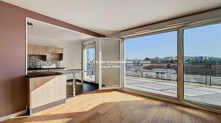 Ma-Cabane - Vente Appartement CALUIRE-ET-CUIRE, 48 m²