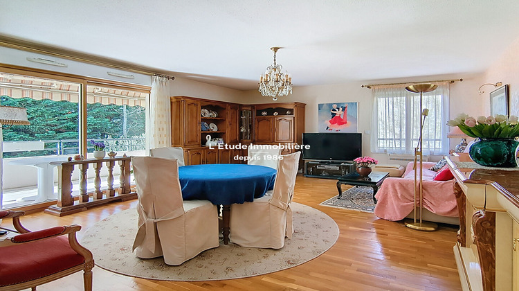 Ma-Cabane - Vente Appartement CALUIRE-ET-CUIRE, 97 m²