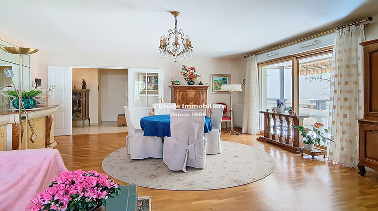 Ma-Cabane - Vente Appartement CALUIRE-ET-CUIRE, 97 m²