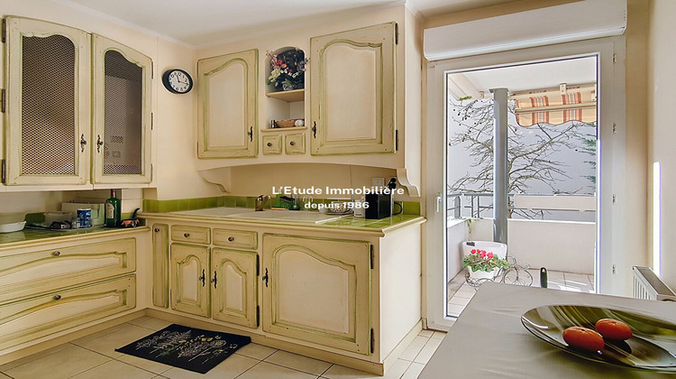 Ma-Cabane - Vente Appartement CALUIRE-ET-CUIRE, 97 m²