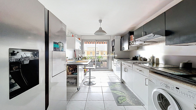 Ma-Cabane - Vente Appartement CALUIRE-ET-CUIRE, 89 m²