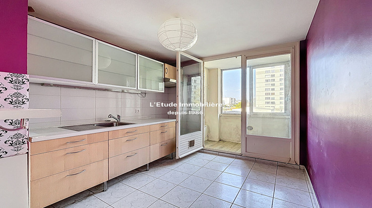 Ma-Cabane - Vente Appartement CALUIRE-ET-CUIRE, 70 m²