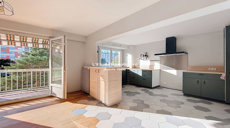 Ma-Cabane - Vente Appartement CALUIRE-ET-CUIRE, 121 m²