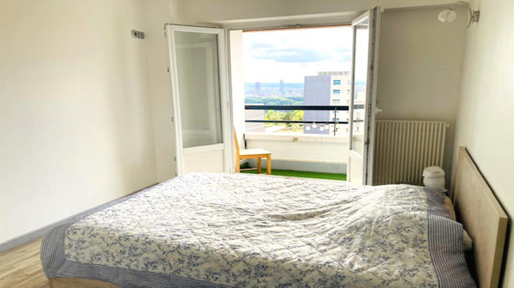 Ma-Cabane - Vente Appartement CALUIRE-ET-CUIRE, 73 m²