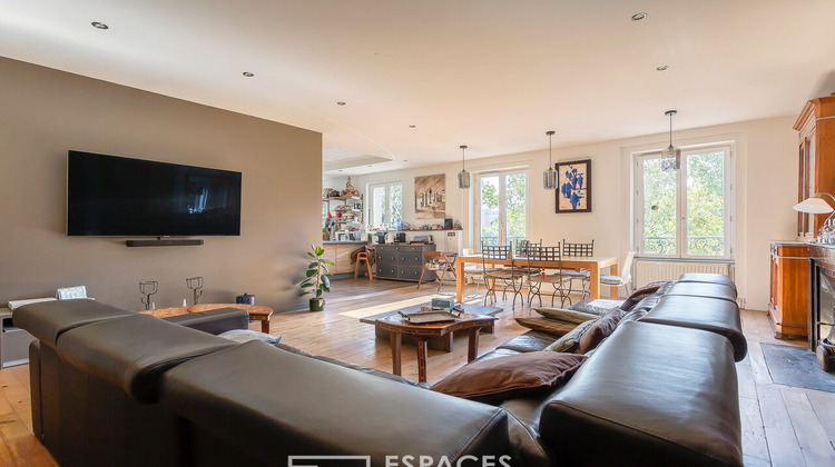 Ma-Cabane - Vente Appartement CALUIRE-ET-CUIRE, 196 m²