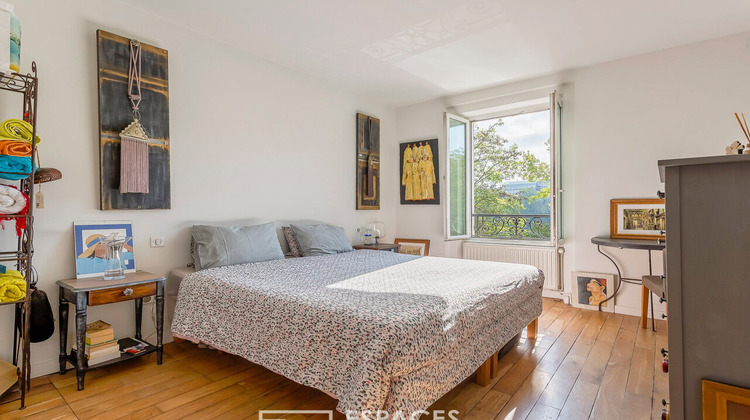 Ma-Cabane - Vente Appartement CALUIRE-ET-CUIRE, 196 m²