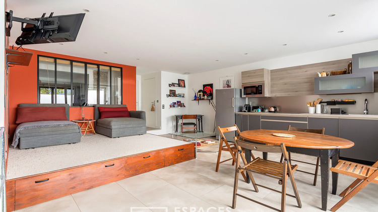 Ma-Cabane - Vente Appartement CALUIRE-ET-CUIRE, 196 m²