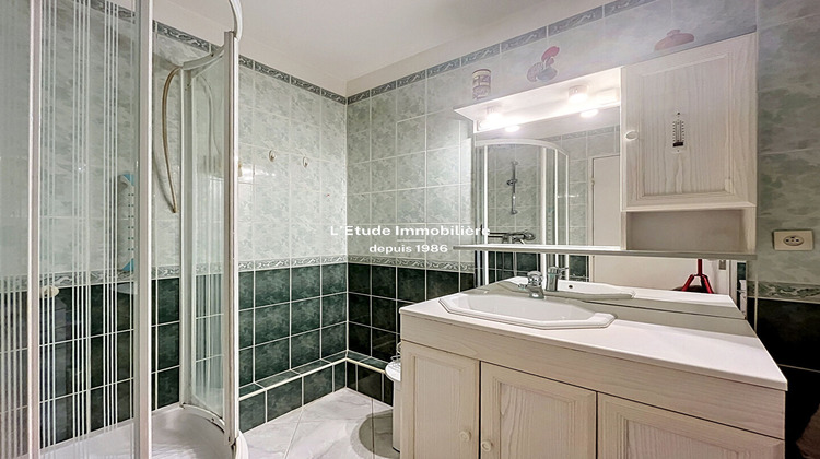 Ma-Cabane - Vente Appartement CALUIRE-ET-CUIRE, 81 m²