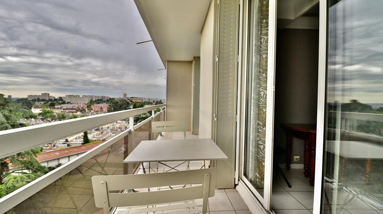 Ma-Cabane - Vente Appartement CALUIRE ET CUIRE, 65 m²
