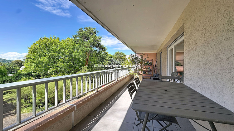 Ma-Cabane - Vente Appartement CALUIRE-ET-CUIRE, 110 m²