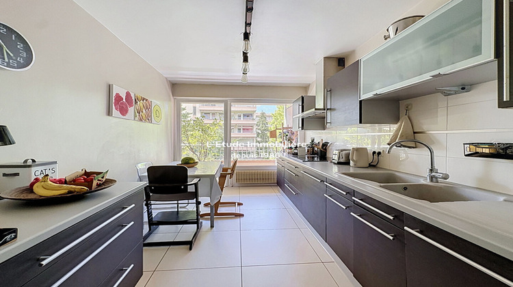 Ma-Cabane - Vente Appartement CALUIRE-ET-CUIRE, 110 m²