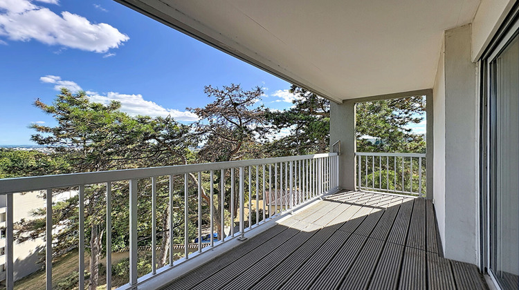Ma-Cabane - Vente Appartement CALUIRE-ET-CUIRE, 94 m²