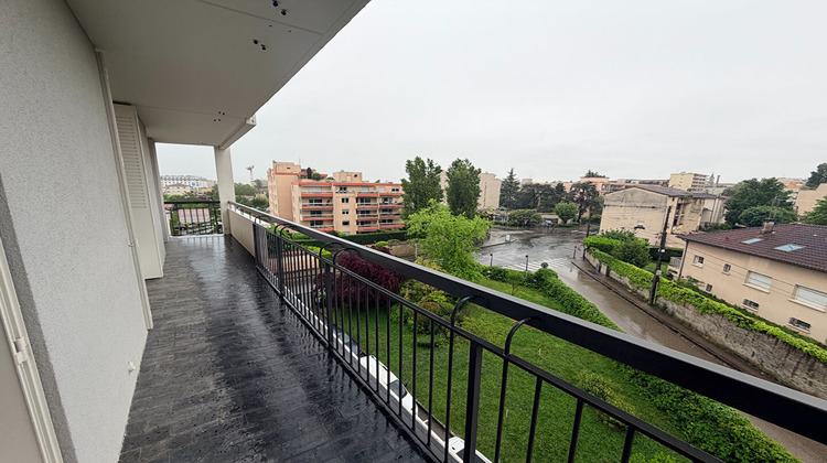 Ma-Cabane - Vente Appartement CALUIRE-ET-CUIRE, 90 m²