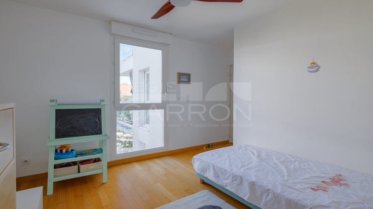Ma-Cabane - Vente Appartement CALUIRE ET CUIRE, 74 m²