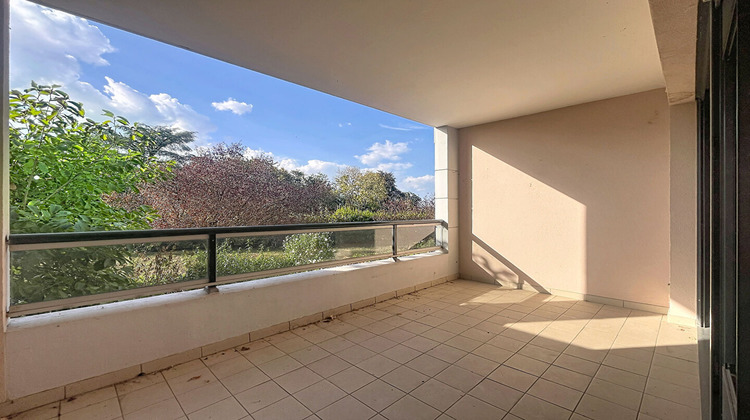 Ma-Cabane - Vente Appartement CALUIRE-ET-CUIRE, 77 m²