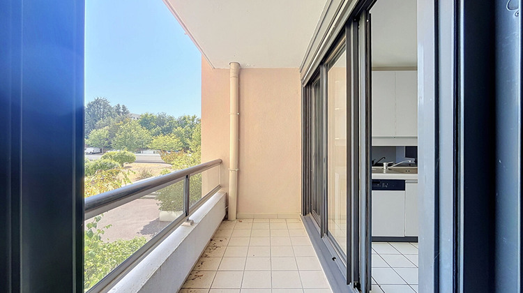 Ma-Cabane - Vente Appartement CALUIRE-ET-CUIRE, 77 m²