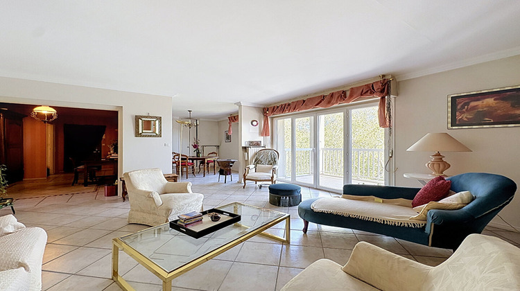 Ma-Cabane - Vente Appartement CALUIRE-ET-CUIRE, 112 m²