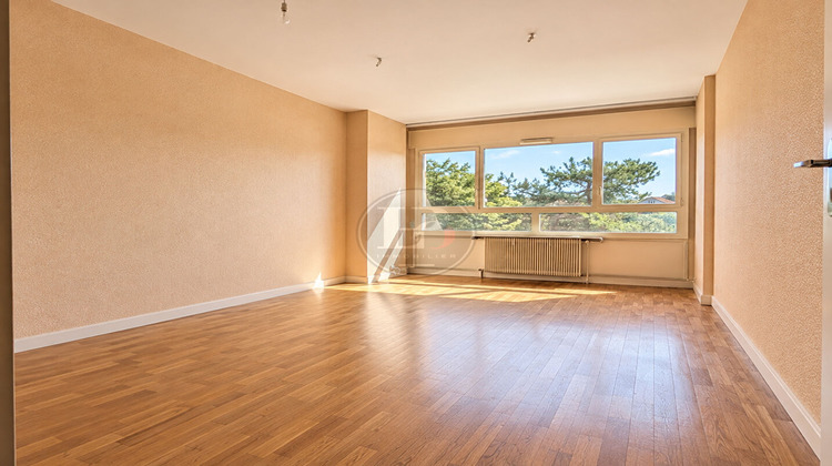 Ma-Cabane - Vente Appartement CALUIRE-ET-CUIRE, 79 m²