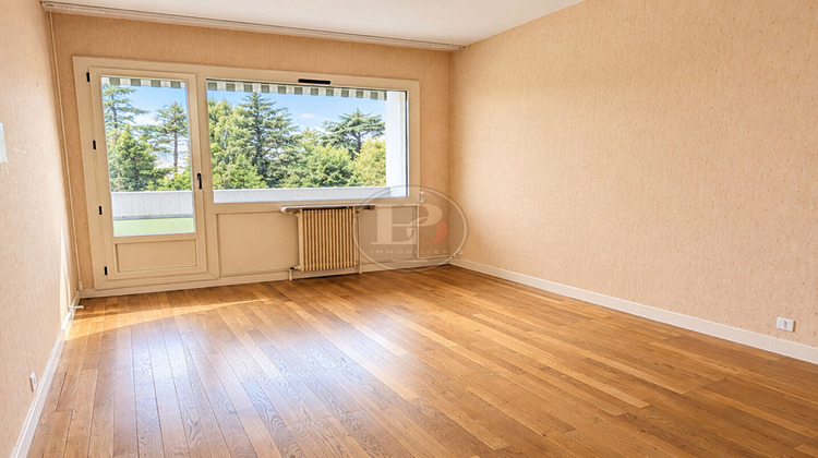 Ma-Cabane - Vente Appartement CALUIRE-ET-CUIRE, 79 m²
