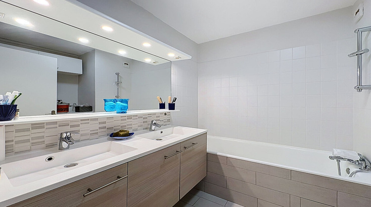 Ma-Cabane - Vente Appartement CALUIRE-ET-CUIRE, 88 m²