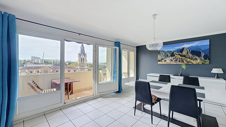 Ma-Cabane - Vente Appartement CALUIRE-ET-CUIRE, 82 m²
