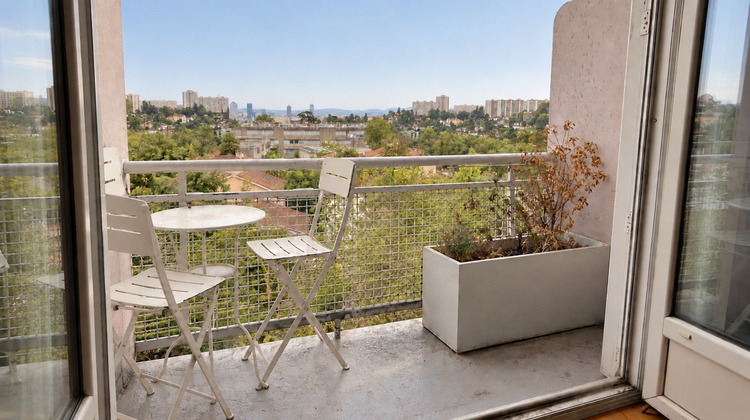 Ma-Cabane - Vente Appartement CALUIRE ET CUIRE, 52 m²