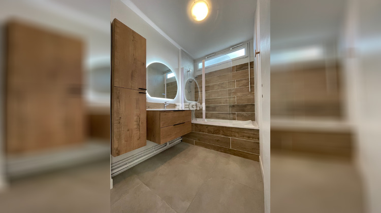 Ma-Cabane - Vente Appartement Carbon-Blanc, 63 m²