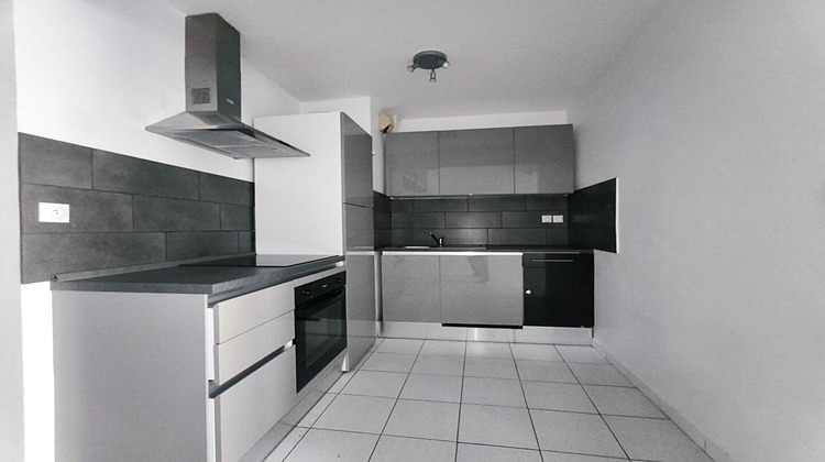 Ma-Cabane - Vente Appartement CARCASSONNE, 83 m²