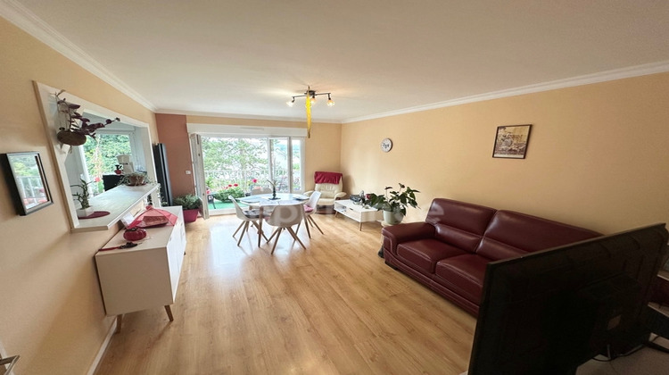 Ma-Cabane - Vente Appartement CARHAIX PLOUGUER, 64 m²