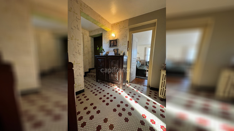 Ma-Cabane - Vente Appartement CARHAIX PLOUGUER, 150 m²