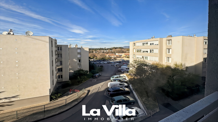 Ma-Cabane - Vente Appartement CARPENTRAS, 67 m²
