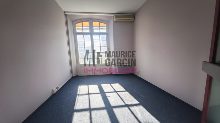 Ma-Cabane - Vente Appartement Carpentras, 210 m²
