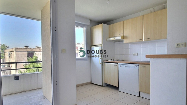 Ma-Cabane - Vente Appartement CARPENTRAS, 61 m²