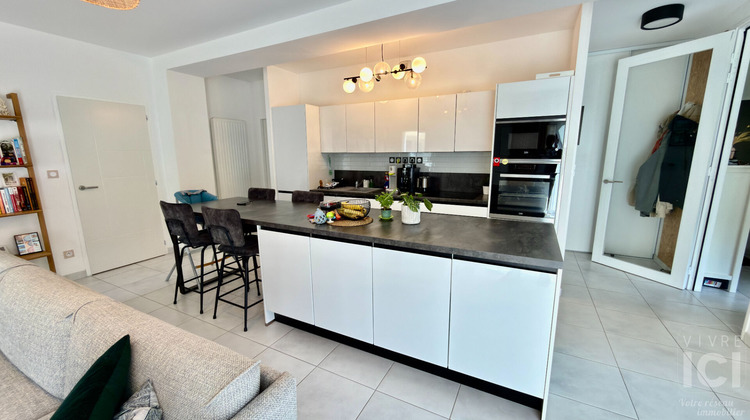 Ma-Cabane - Vente Appartement CARQUEFOU, 93 m²