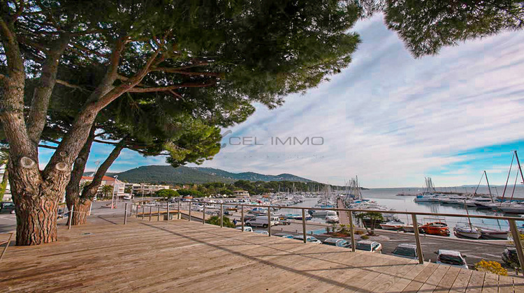 Ma-Cabane - Vente Appartement Carqueiranne, 84 m²