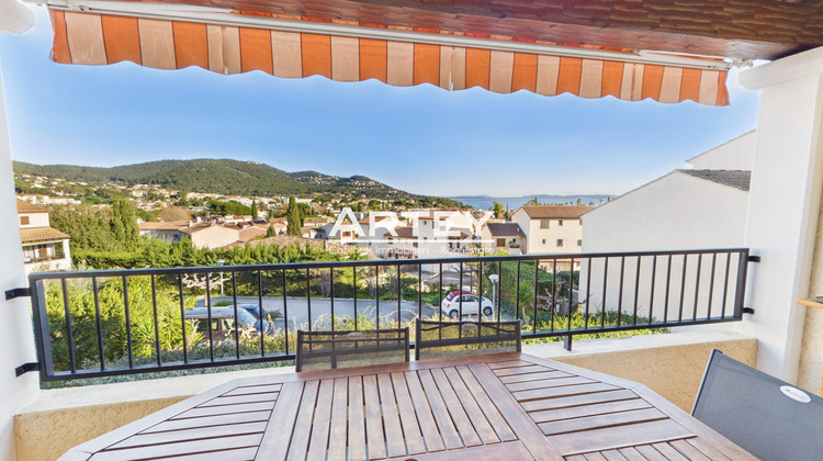 Ma-Cabane - Vente Appartement Carqueiranne, 60 m²