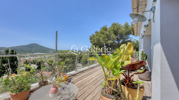 Ma-Cabane - Vente Appartement Carqueiranne, 105 m²