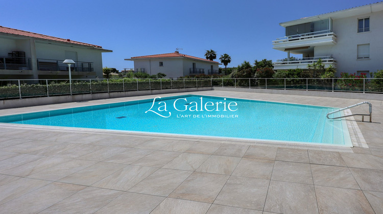 Ma-Cabane - Vente Appartement Carqueiranne, 83 m²