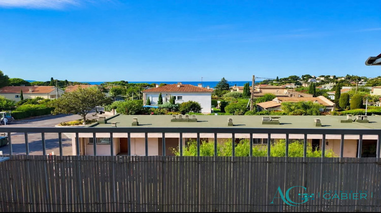 Ma-Cabane - Vente Appartement Carqueiranne, 50 m²