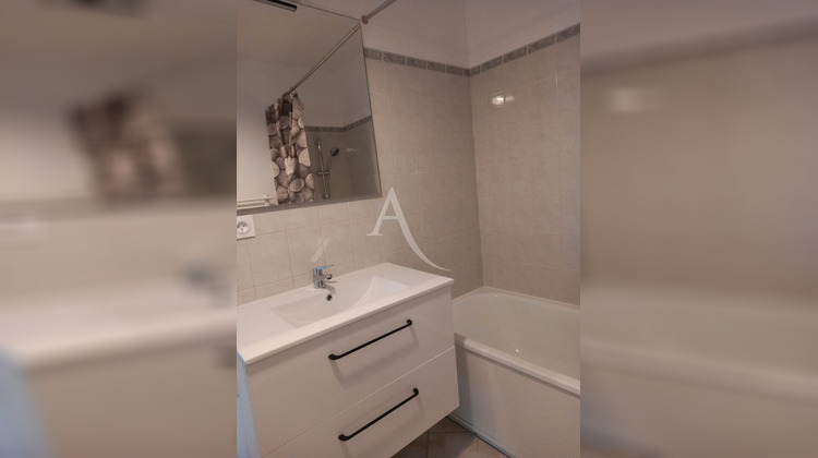 Ma-Cabane - Vente Appartement CARRIERES-SOUS-POISSY, 30 m²