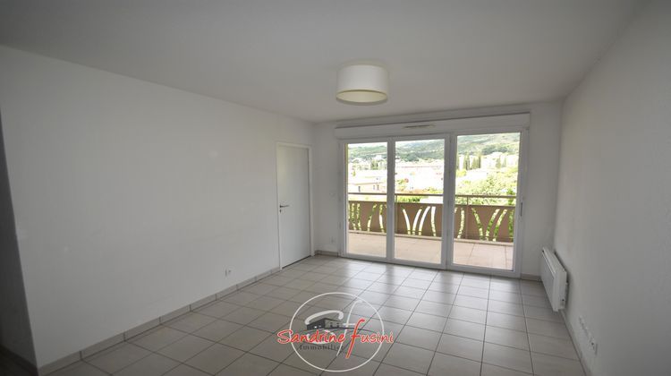 Ma-Cabane - Vente Appartement Carros, 35 m²