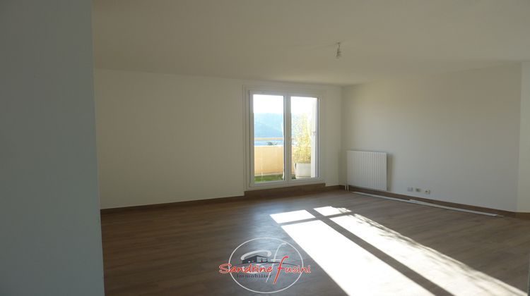 Ma-Cabane - Vente Appartement Carros, 45 m²