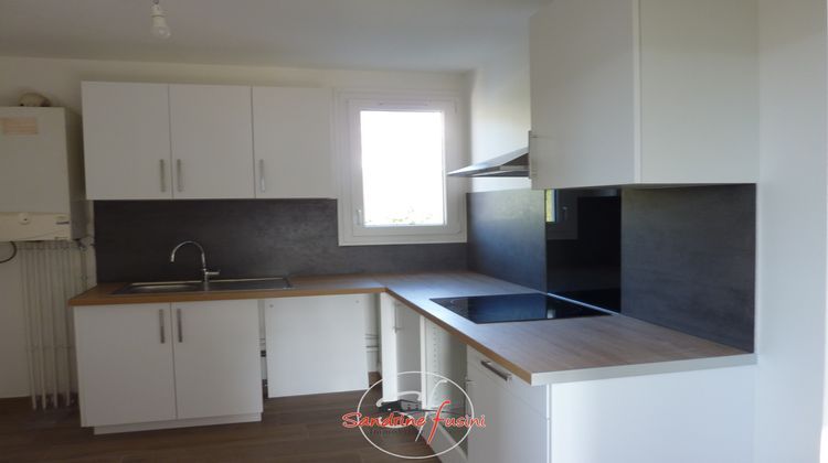 Ma-Cabane - Vente Appartement Carros, 45 m²